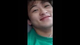 Kumpulan tiktok Mark Lee