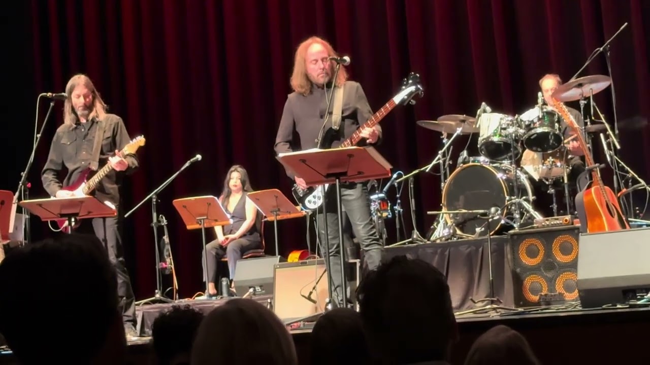 Guarda CLASSIC ALBUMS LIVE Covers NOWHERE MAN by THE BEATLES IN 2nd Set at Steinmetz Hall Orlando 1/9/26 su YouTube Guarda CLASSIC ALBUMS LIVE Covers NOWHERE MAN by THE BEATLES IN 2nd Set at Steinmetz Hall Orlando 1/9/26 su YouTube
