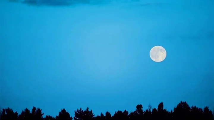 I moon in these looks  ,look really impressive isn't it 🙄