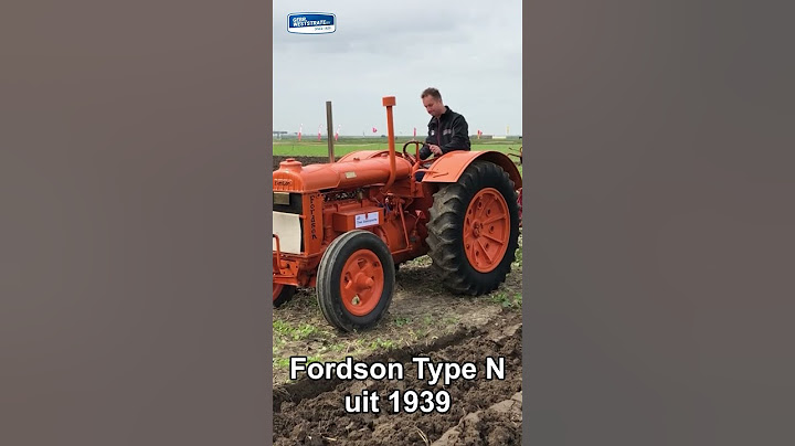 Een voorloper van New Holland, een Fordson Type N uit 1939  #farming #newholland #trekker
