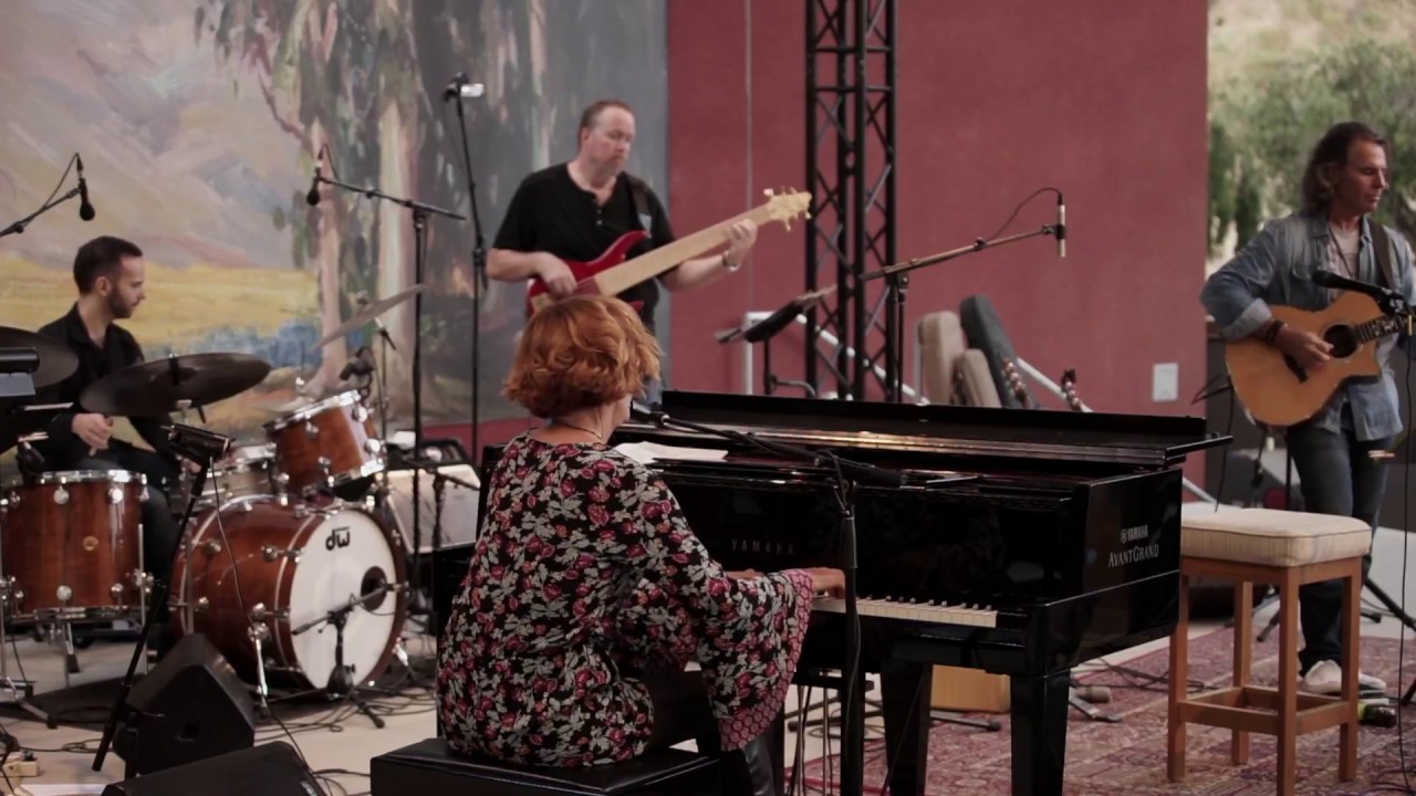 Kiki Ebsen's Joni Mitchell Project"Blonde In The Bleachers" Festival