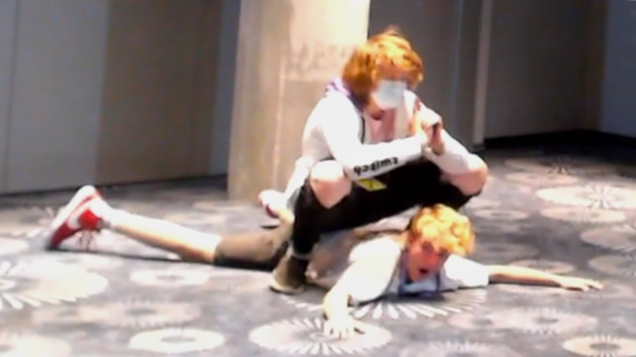 Ranboo Sits on Tommy!