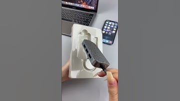 Immersive unboxing USB-C TO 8-PORTS USB-A HUB