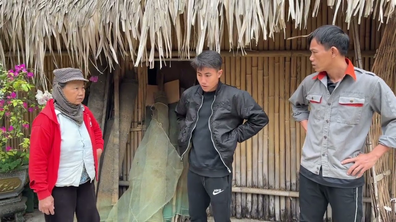 Hảo Nói Dối Sỹ Giúp Ông Hiếu Đưa Áo Cho Sỹ Mặc 