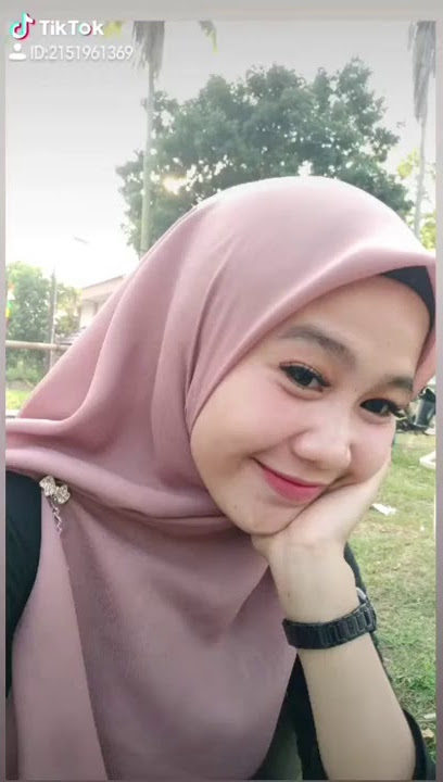 Kupu-kupu pun pernah menjadi sesuatu yang menjijikan sebelum menjadi indah 🦋🥰