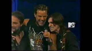 Ricky Martin- Matador ft  Juanes,Vicentico,Jorge Gonzalez (premios mtv latino 2003)