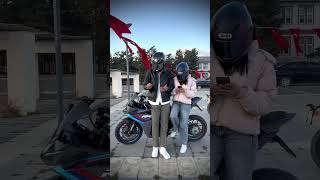 Kız Arkadaşınızın Yanında Arkadaşlarınızın Attığı Reels Videoları Izlemeyinşfetteyizzz Im