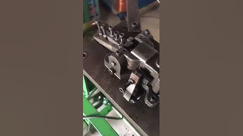 máy dập móc xích tự động dây 1.5mm