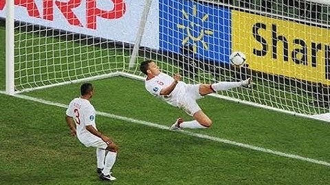 Những pha cứu thua xuất thần của các hậu vệ ! ngay cả David de Gea cũng phải nển [Sports World ]