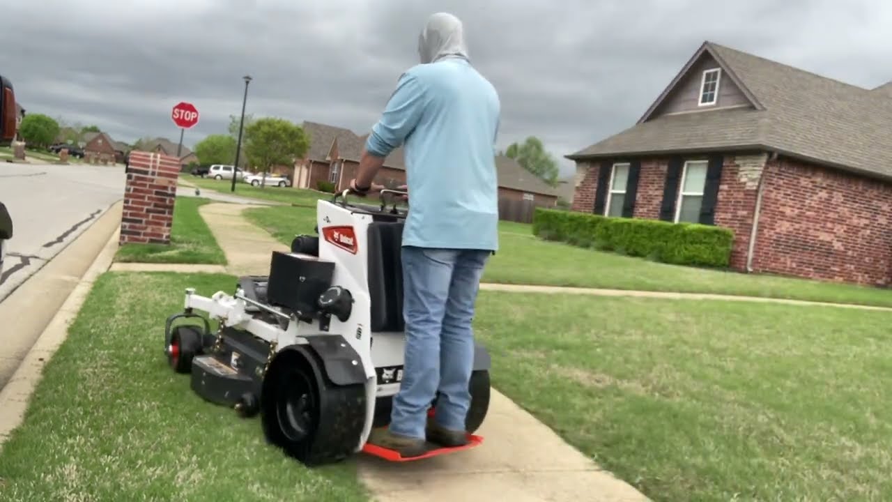 Bobcat ZS4000 on TWEELS