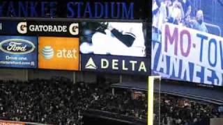 2009 World Series - Yankees v Phillies Game 6 - Mariano Comes Out of Bullpen