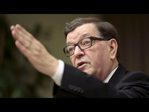 Haastattelussa Paavo Väyrynen
