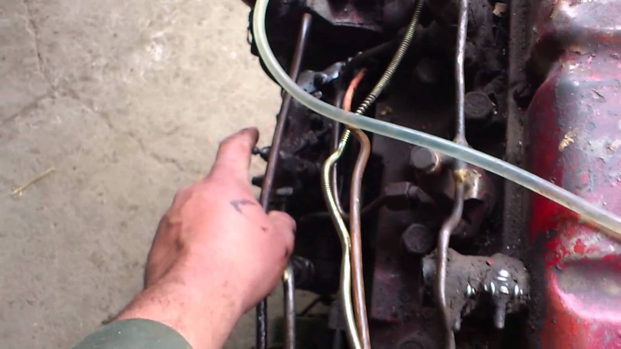 Rakovica S 44 motor za traktor IMT 577-587 - YouTube