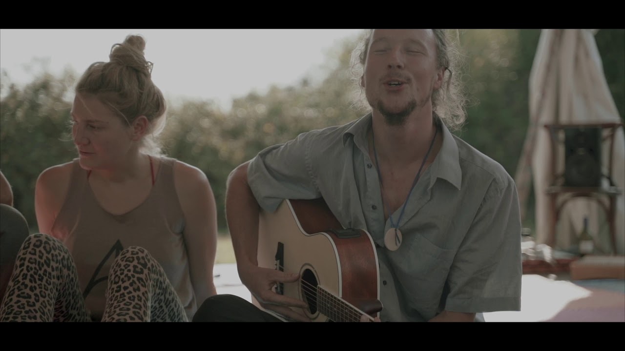 Magic Singing Circle - Soundmedicine with Wotan Alvaro Sun