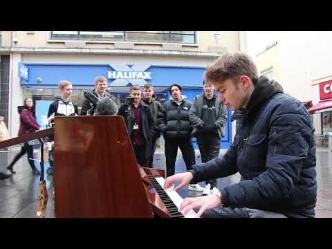 I played CRUEL ANGEL'S THESIS on piano in public (Evangelion)