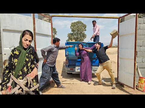 The father entered Sajjad's house; the husband reacted to the anger of Sajjad's second wife.