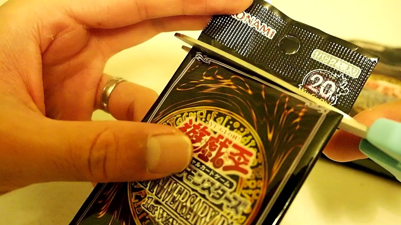 音フェチ・ASMR　遊戯王カード開封動画！開封まで長いです。 Sound fetish ・ ASMR Yu-Gi-Oh! It is long until the opening.