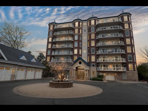 200 Lake Street, Saint Joseph, MI home video tour