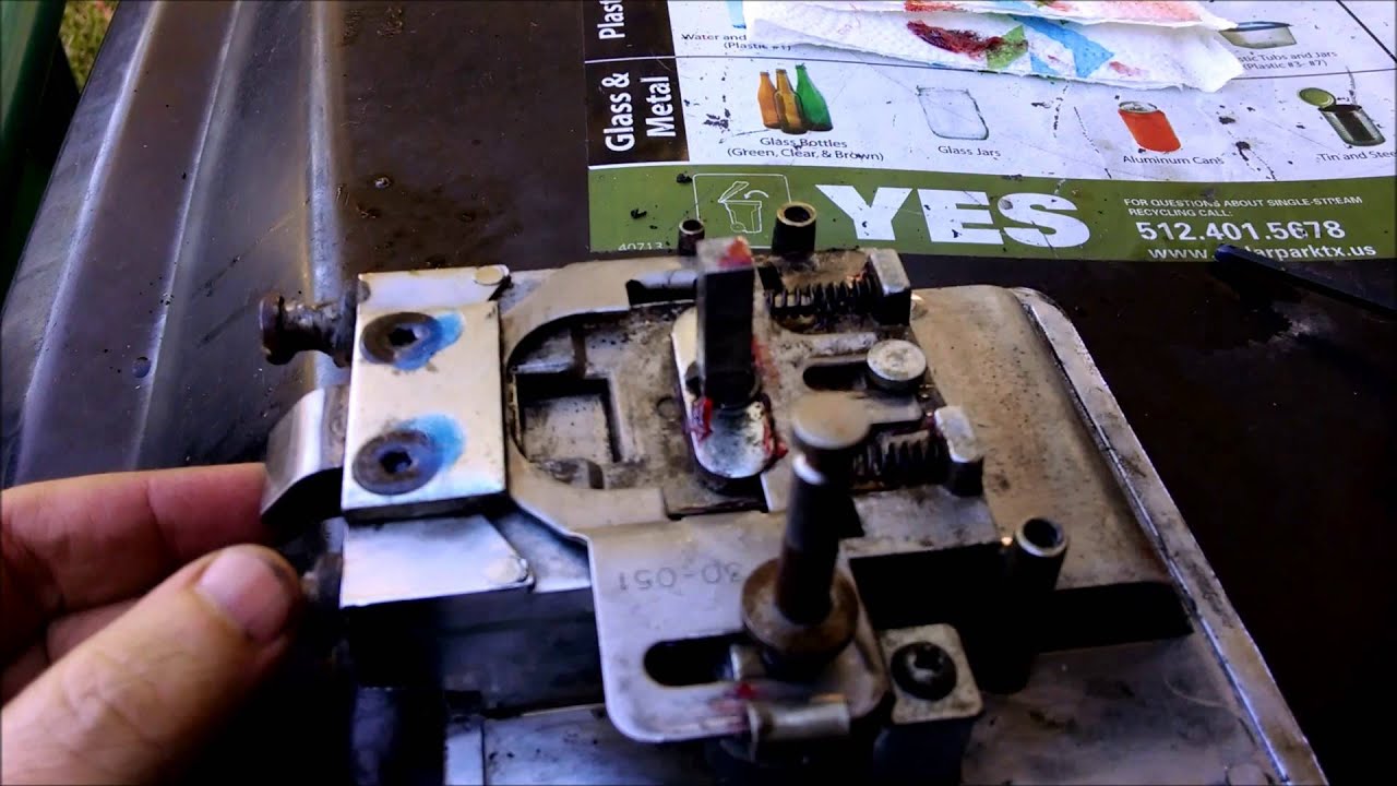 RV Door Latch repair - BlueBird Wanderlodge