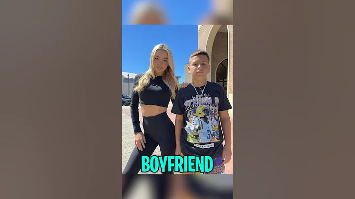 Baby Gronk vs. Baby Diggs! #shorts #football #livvy #1v1 #quarterback #widereceiver