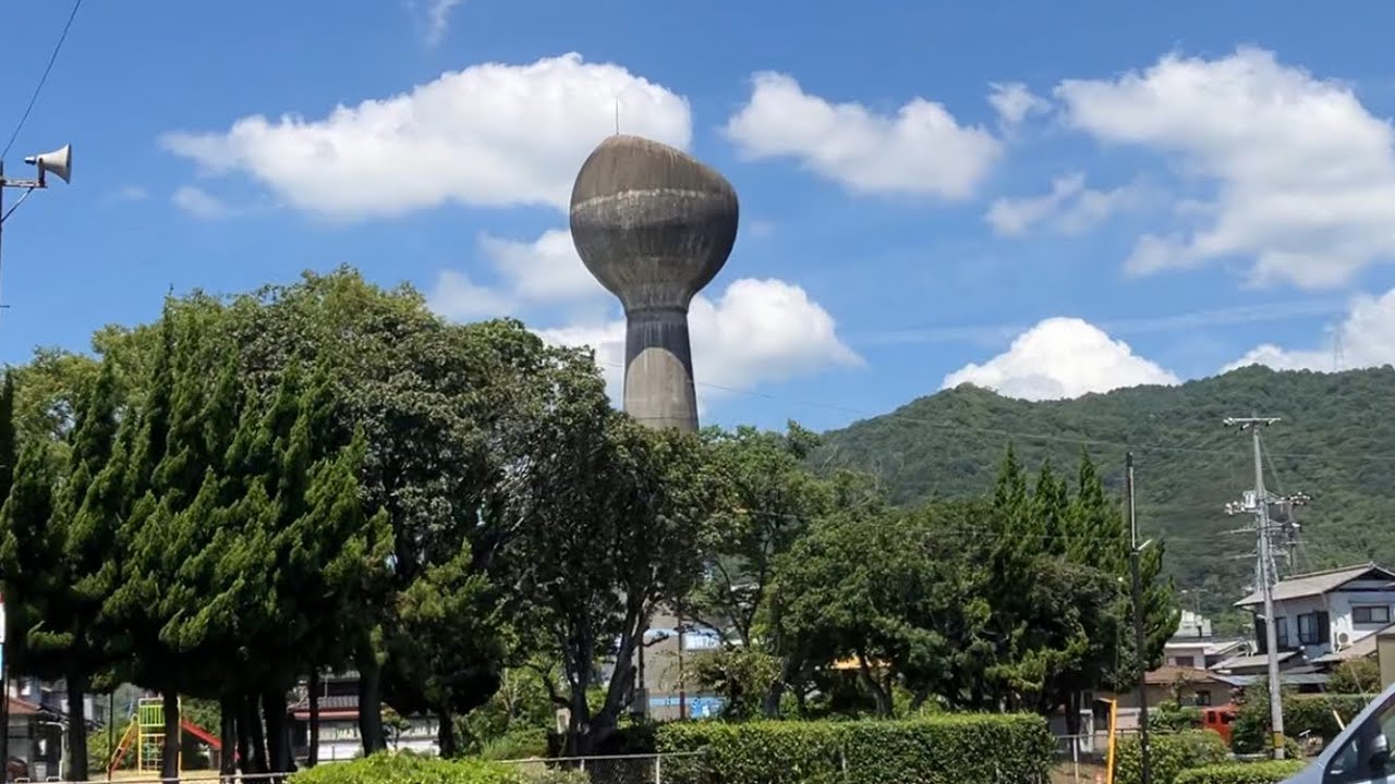 【藤井風「旅路」⑦】里庄町「ミッチャム」すぐそばの変な塔　誰だ、上を切ったの！【場所は下記地図から／JR山陽本線・里庄駅徒歩33分】