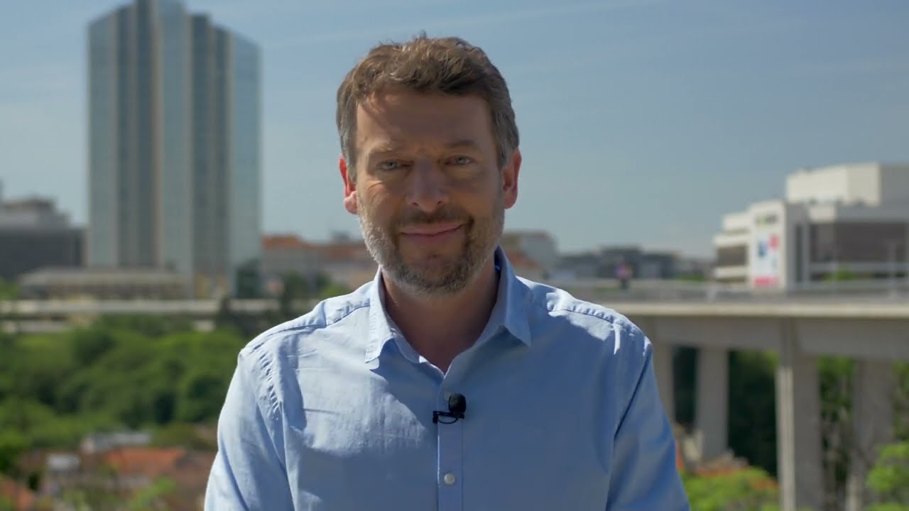 Šimon Pánek on the new logo of People in Need