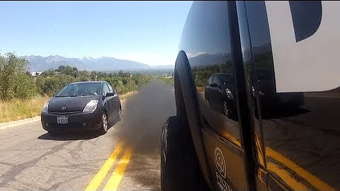 #BuiltDiesel Smokes Out Prius Paul