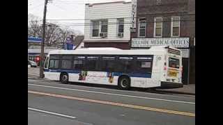 Q43 bus at Hillside Avenue and 197th Street