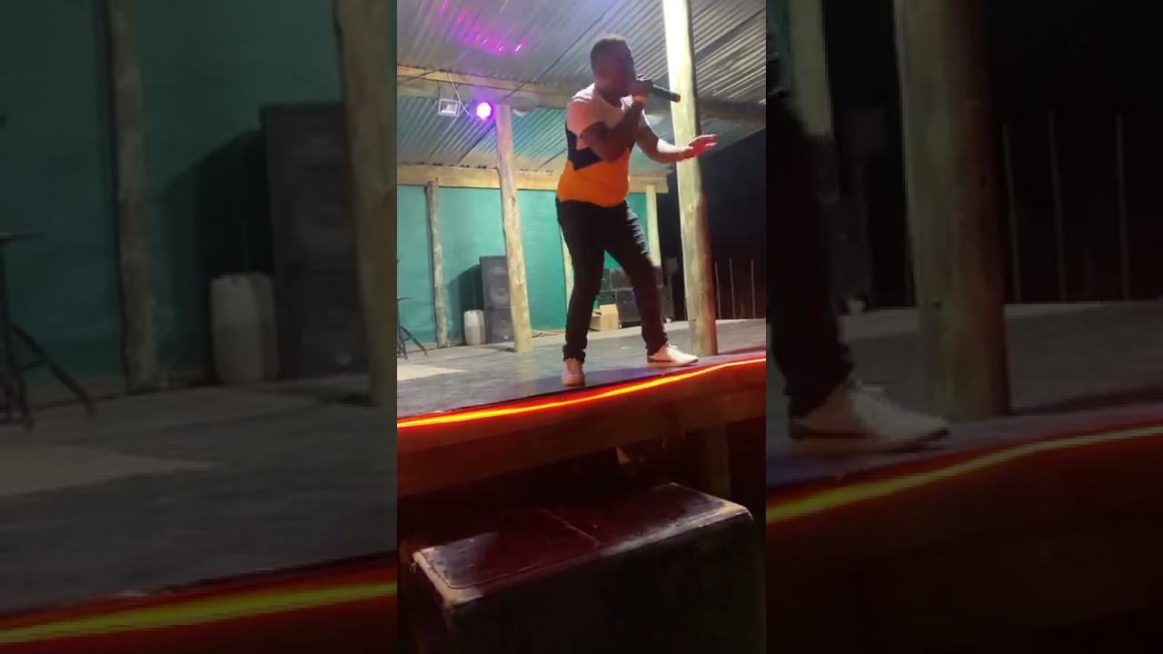 George Mbeumuna nderura live performance