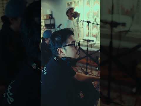take vocal Sang Juara