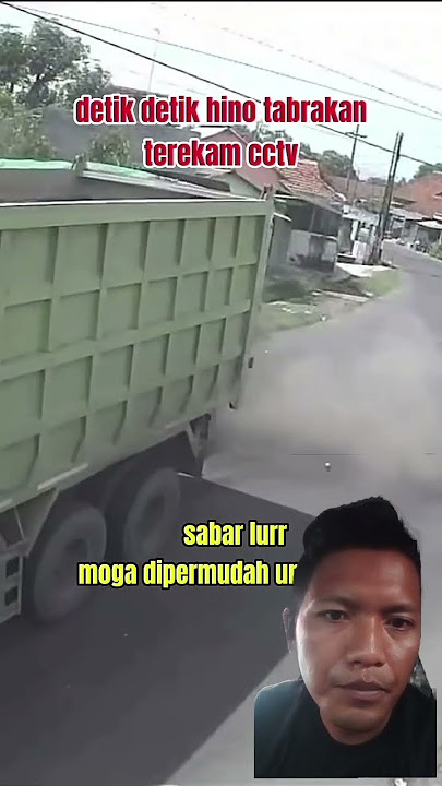 Truck hino tabrakan yang terekam cctv #truck #kecelakaan #cctv #tabrakan #viral #fyp