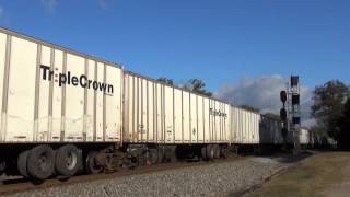 NS: Tractor trailer train with over 115 trailers / Sugar Valley GA