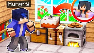 I'm TINY And He's SUPER HUNGRY In Minecraft!