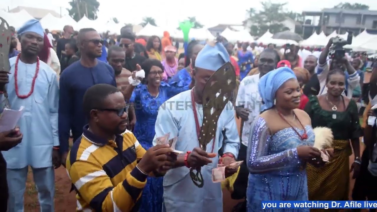 DR AFILE  SAYEMIOSHOR LIVE ON STAGE