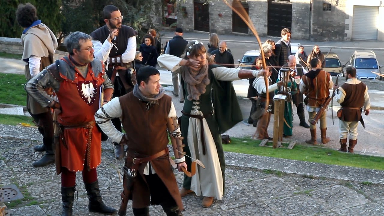 TODI 2015 - La gara FITAST degli arcieri storici