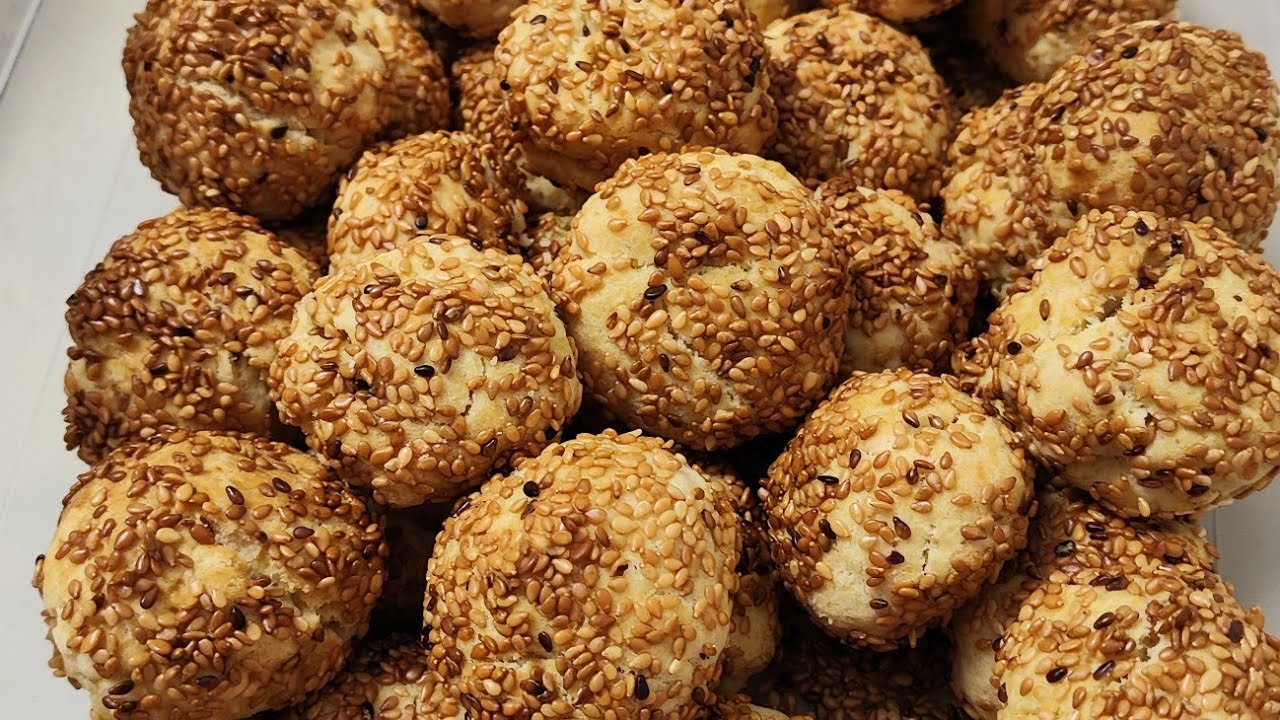 MÜTHİŞ BİR TUZLU KURABİYE!!!!!AĞIZDA SİMİT TADINDA LEZZET BIRAKIYOR....