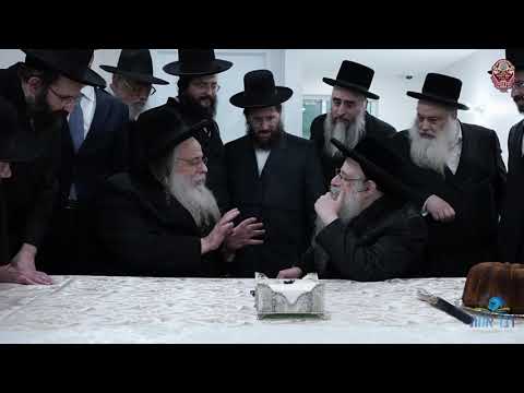 הגאון רבי שאול אלתר שליט"א מיט כ"ק אדמו"ר מצאנז קלויזענבורג שליט"א