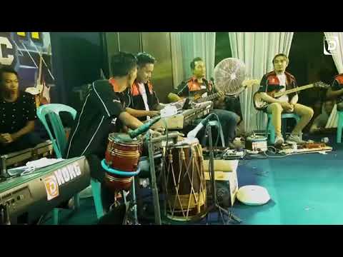 TERBARU // WES OLEH GANTI// RICHA CRISTINA FEAT ADER NEGRO -LIVE PERFORM COVER- NEW DHESTA MUSIK