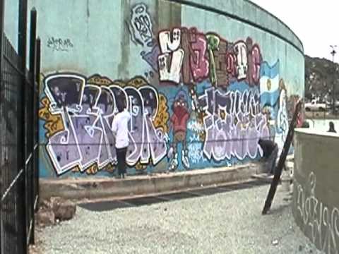 Grafittis skate park mataderos