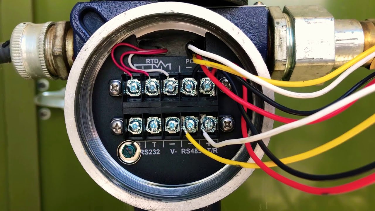 Three wire and four wire RTDs