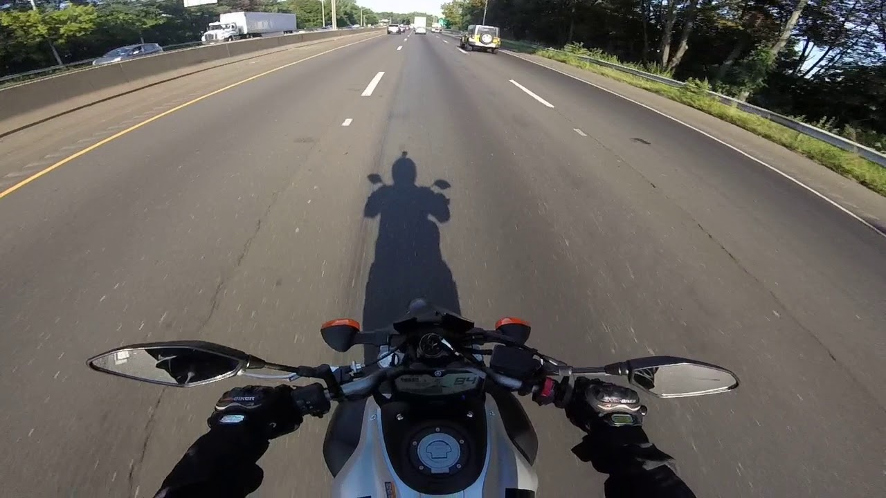 Yamaha FZ07 riding on the highway - YouTube