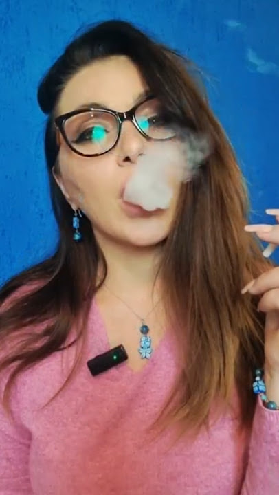 Download lagu US smokers & non smokers… please explain 😳💨