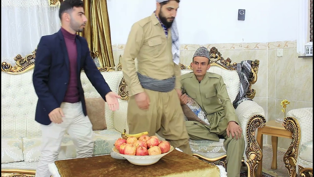 یارمەتی برای خۆی نەدا 😢😞دەوڵەمەندی چاو چنۆک😒