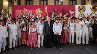 Entrega de instrumentos a bandas de música de Oaxaca. Conferencia presidente AMLO