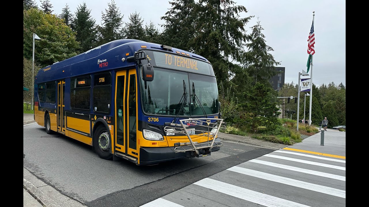 King County Metro: 2014 New Flyer XDE35 - 3706
