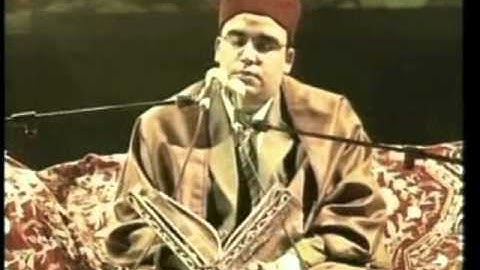 القارئ  : محمد المهدى نجاتى    من سور الفتح و الانفطار و الإخلاص     تركيا 2004