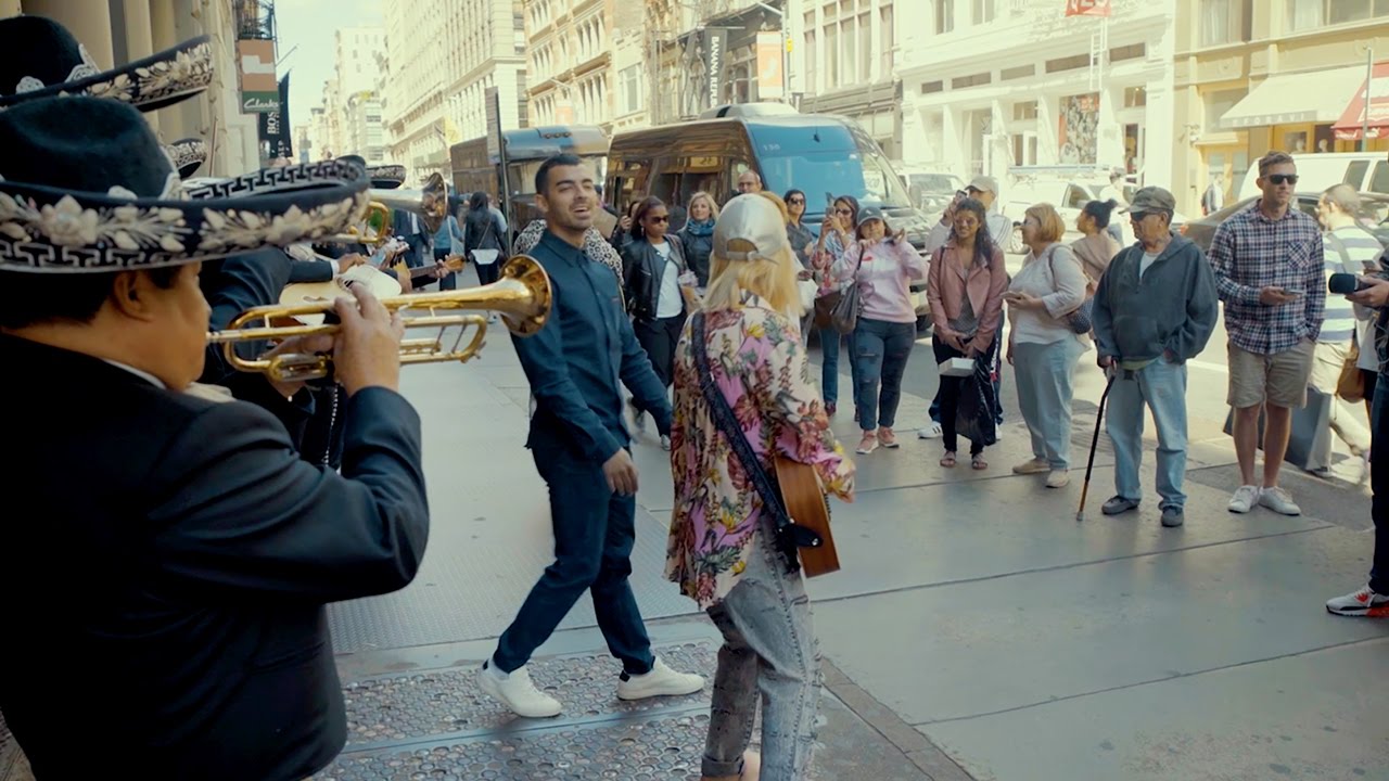 DNCE - "Kissing Strangers" (Mariachi Version)