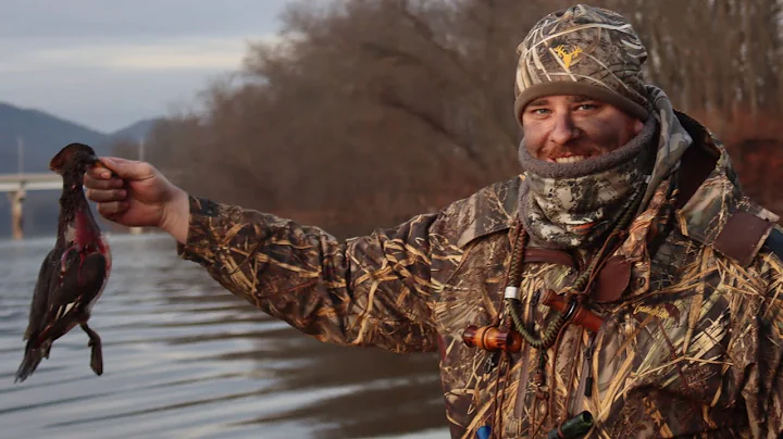 GOOSE and DUCK hunt on the RIVER!! (Pennsylvania)