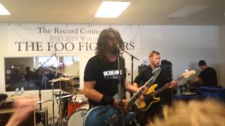 Video thumbnail of "Foo Fighters everlong"