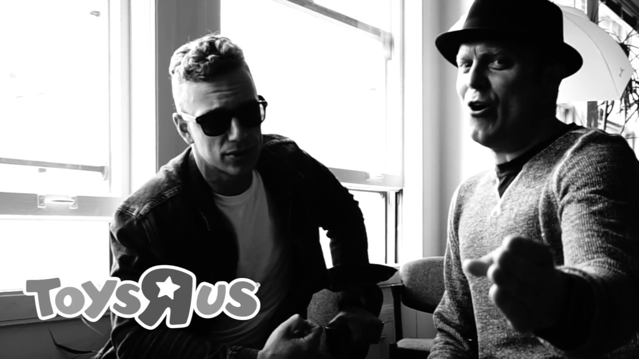 Toys R Us Tribute Song "Toys R Us Kid" Acoustic YouTube